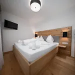 Apartment A Casa Tuerkis *